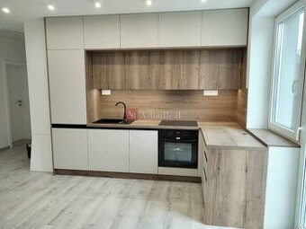 Predaj 5-izbový RODINNÝ DOM, pozemok 547 m2, Martin - Podháj