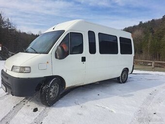 Preprava osôb po celej SR a preprava materiálu.