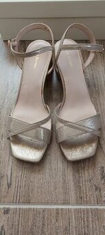 Sandále veľ.38