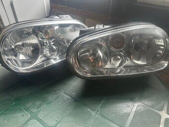 Predné svetla Golf 4