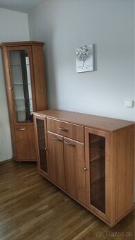 Ponúkam set skriňa a komoda