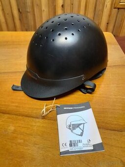 Jazdecká detská prilba