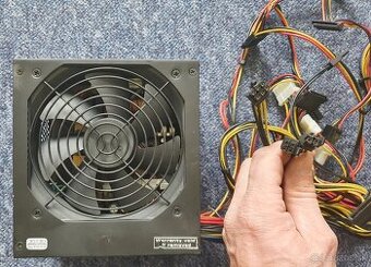 Zdroje 400W, 500W, 550W