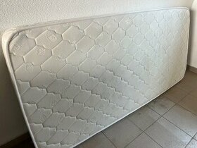 Používaný matrac 200x90 cm