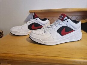 Nike Jordan - 1