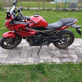 Yamaha XJ6S