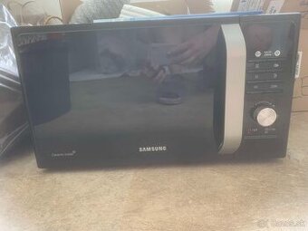 Samsung mikrovlnná rúra