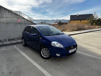 Fiat Punto Grande Racing Blue