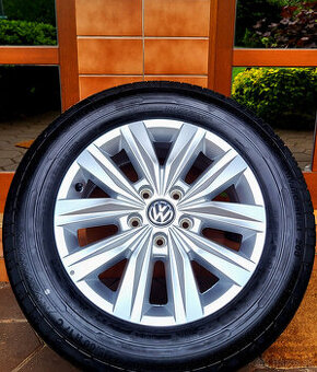 alu R17 5x120 orig. VW Crafter, pneu 235/60C, ako NOVÉ