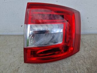 Škoda Octavia 3 III kombi 2013- pravé zadné svetlo