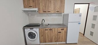 Prenájom garsónka 20 m2, Nitra- Chrenová
