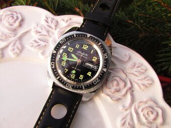 Staré pánske funkčné automat hodinky Glashutte