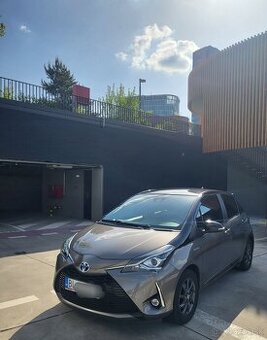 Toyota Yaris Hybrid