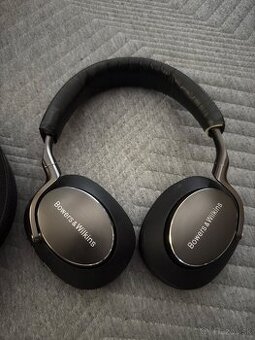 Bowers&Wilkins PX-8