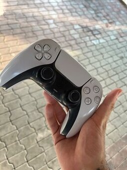 PlayStation 5 DualSense Wireless Controller