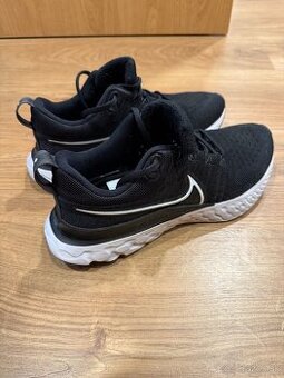 Nike react infinity flyknit 38,5