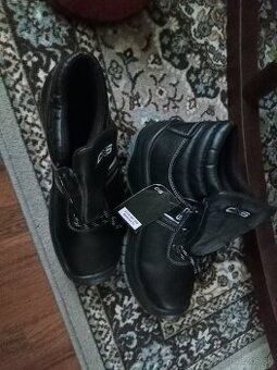 nova pracovna obuv kožená CXS steel