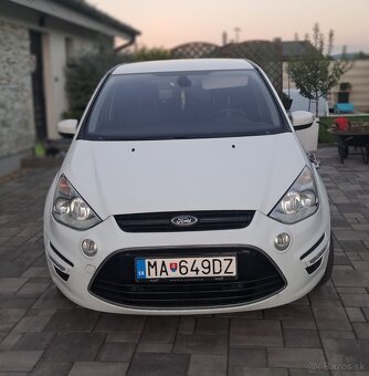 Ford s-max