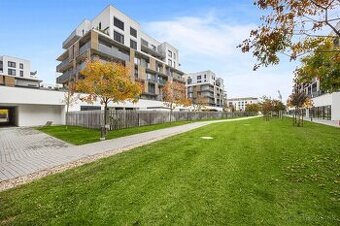 REZERVOVANÉ : Elegantný 2-izbový byt v projekte SLNEČNICE, F