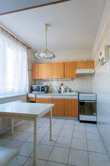 Nová cena - Byt na Južnej triede len pár minút od centra, 74