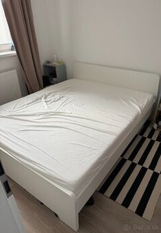 Ikea manželská posteľ 160x200 (AKO NOVÉ)