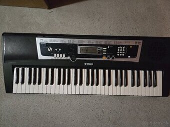 Digitálne piano - klavir Yamaha YPT 210