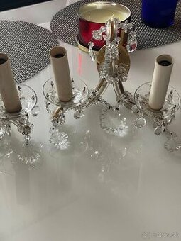 Krištáľová nástenná lampa