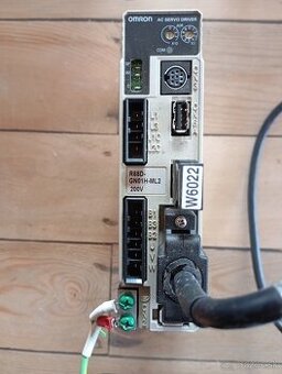 AC Servo menič Omron R88D-GN01H-ML2