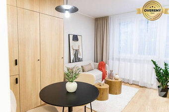 NOVINKA Na prenájom 2i nový dizajnový byt , loggia, voľný