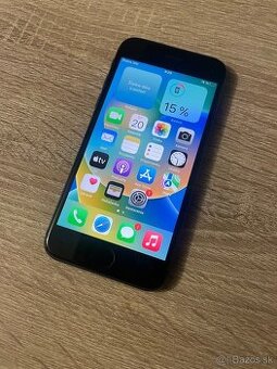 iPhone 8 / 128GB Black Pekný stav