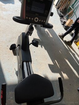 Life Fitness stacionárny bicykel