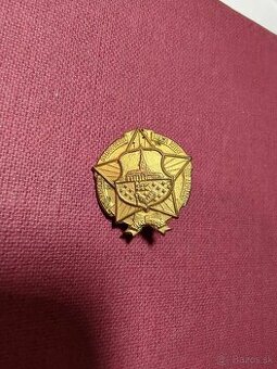 Odznak Nitra 10 vyricie oslobodenia.