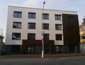 Obchodný priestor s výkladom, Martin - Centrum