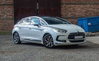 DS5 2.0 HDI Hybrid4 Style 120kw A6
