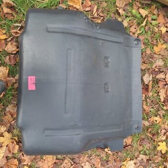 Ford  Transit  IV.  Kryt motora