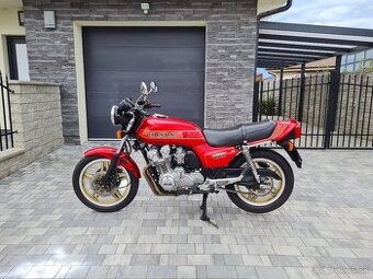 Honda CB900F Bol d’Or