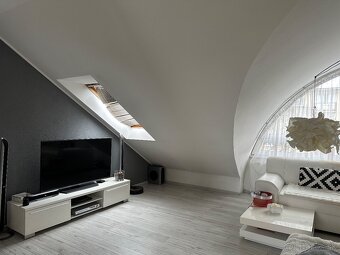 Moderný slnečný 4 izbový byt na Bulvári