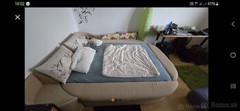 Čalúnená Posteľ s úložným priestorom