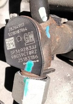 predám 28264951 TRYSKY 25183186 Opel Antara 2.2 CDTI 2015