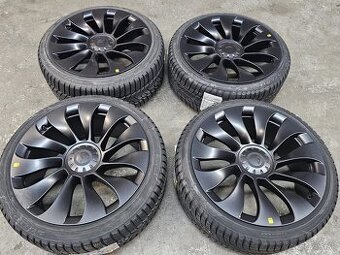 TESLA MODEL Y Originálne 21“ zimné pneumatiky Pirelli