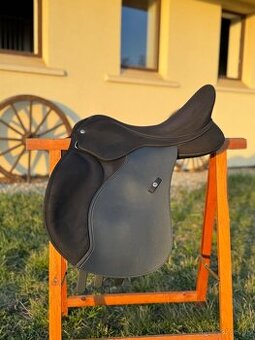 Wintec 2000 VS 17" posedlie