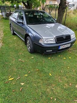 Predám skoda octavia 1.6 75kw na náhradné diely v celku
