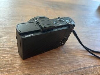 Sony RX100 II – prémiový kompakt v top stave