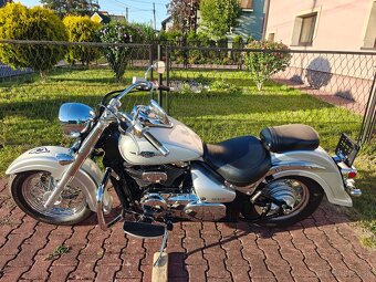 Suzuki C 800 VL 800 Intruder