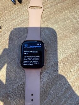 Apple Watch SE 44 mm