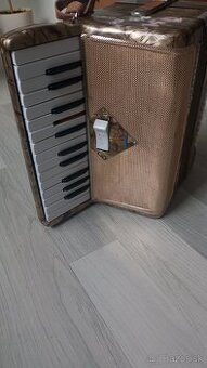 Akordeón Lignatone Rigoletto 60 bas