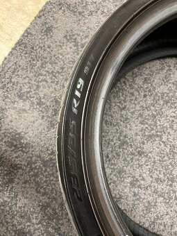 Pneumatiky Pirelli P Zero 235/35 R19 letné - 1