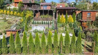 Znížená cena - záhrada s murovanou chatkou v B. Bystrici