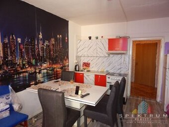 SPEKTRUM REALITY- Na PREDAJ garsónka, 23 m2 s loggiou, okres