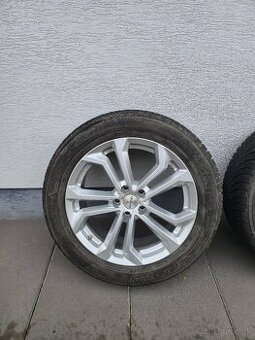 Predám elektrony DEZENT TA Silver R 19 + pneumatiky MICHELI